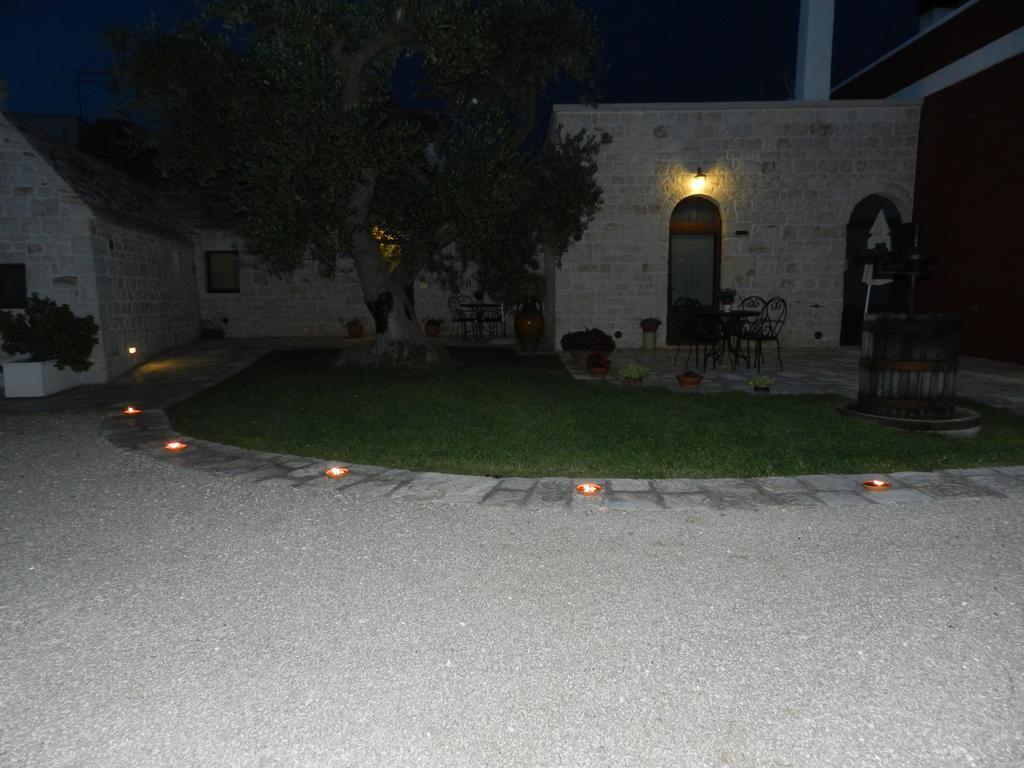 I Trulli Del Nonno Michele Pensionat Alberobello Exteriör bild