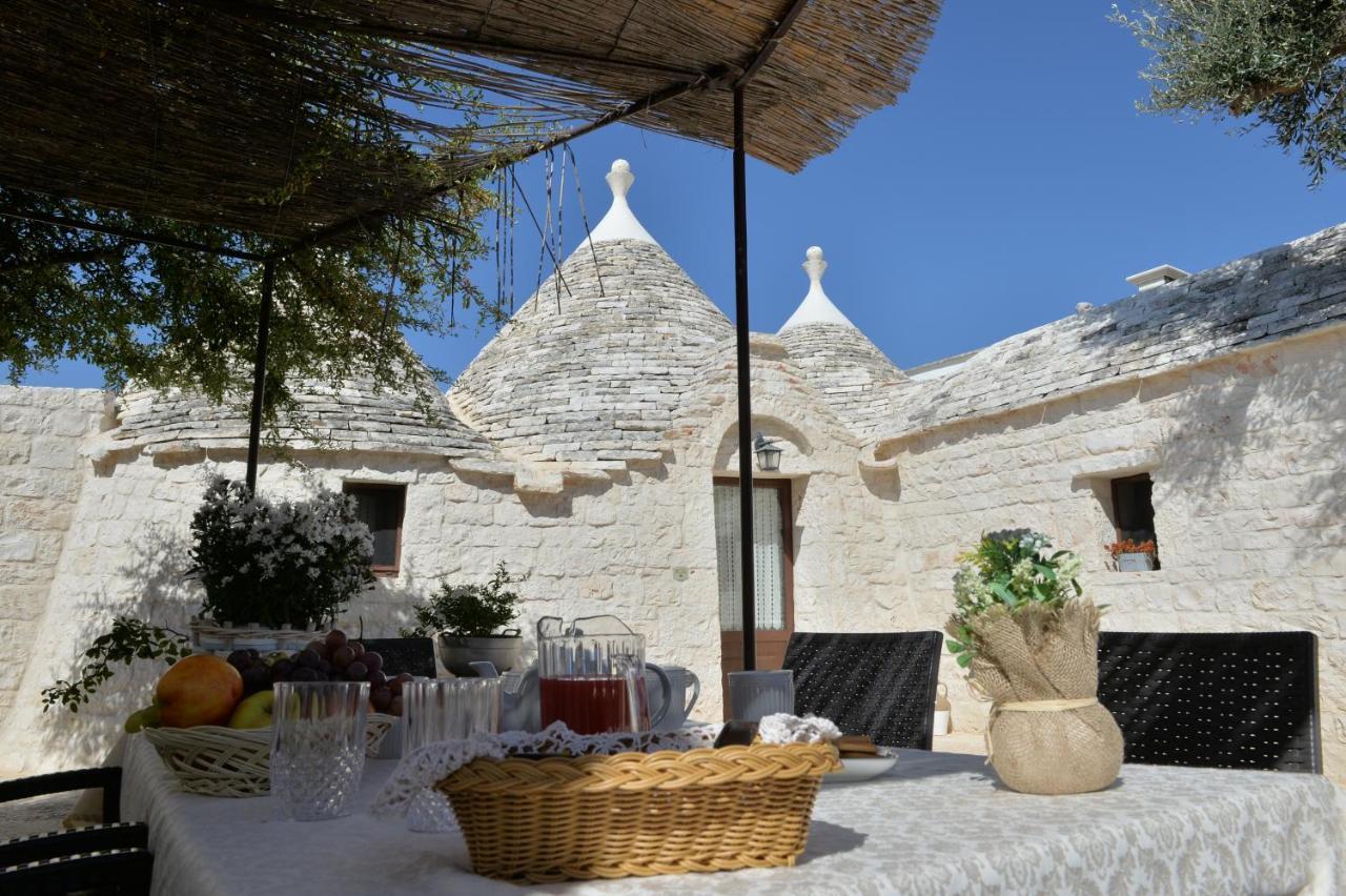 I Trulli Del Nonno Michele Pensionat Alberobello Exteriör bild